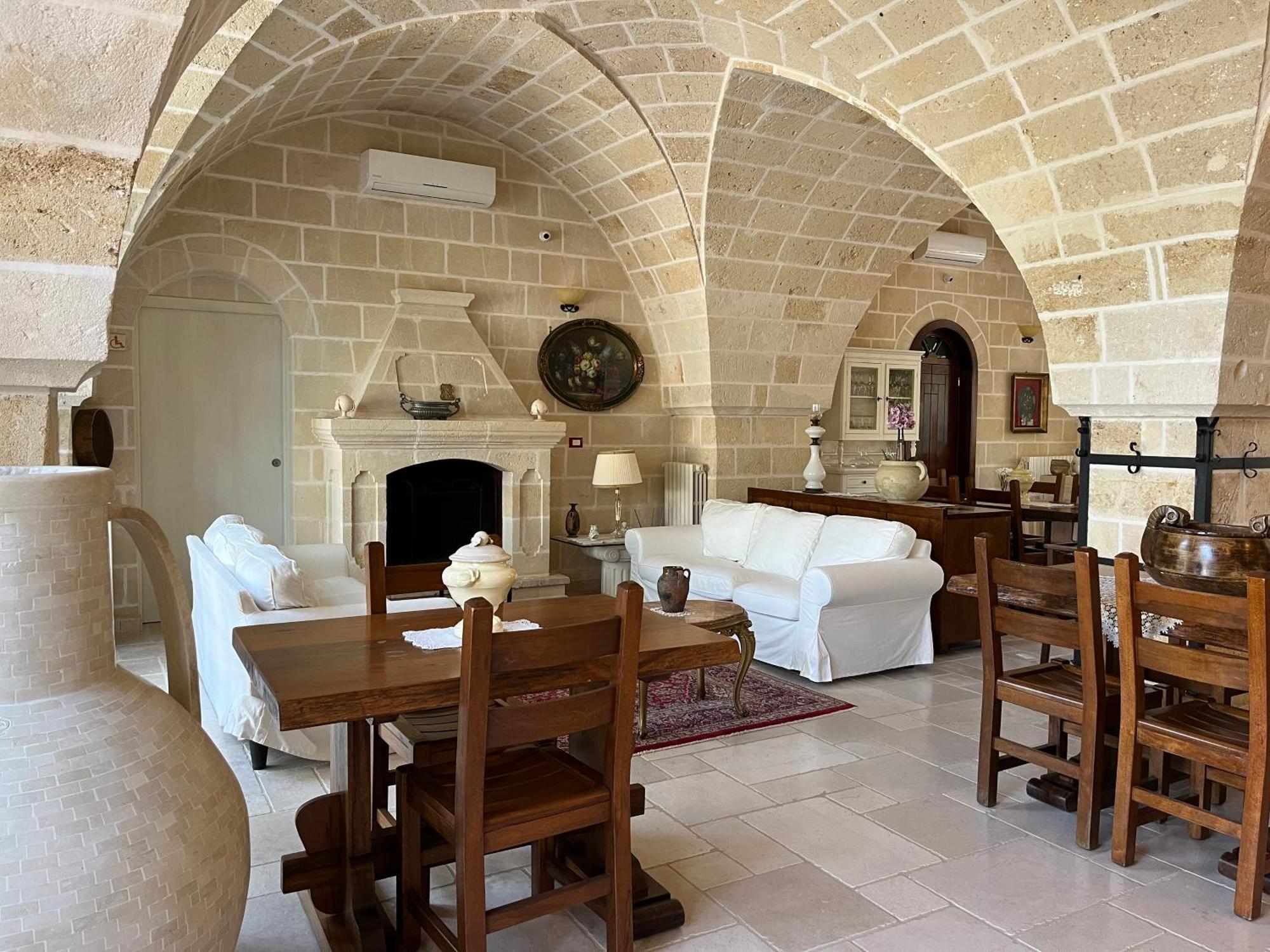 Masseria La Camardia Sava Exterior photo
