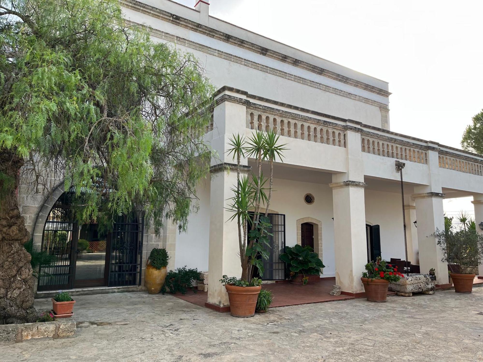 Masseria La Camardia Sava Exterior photo
