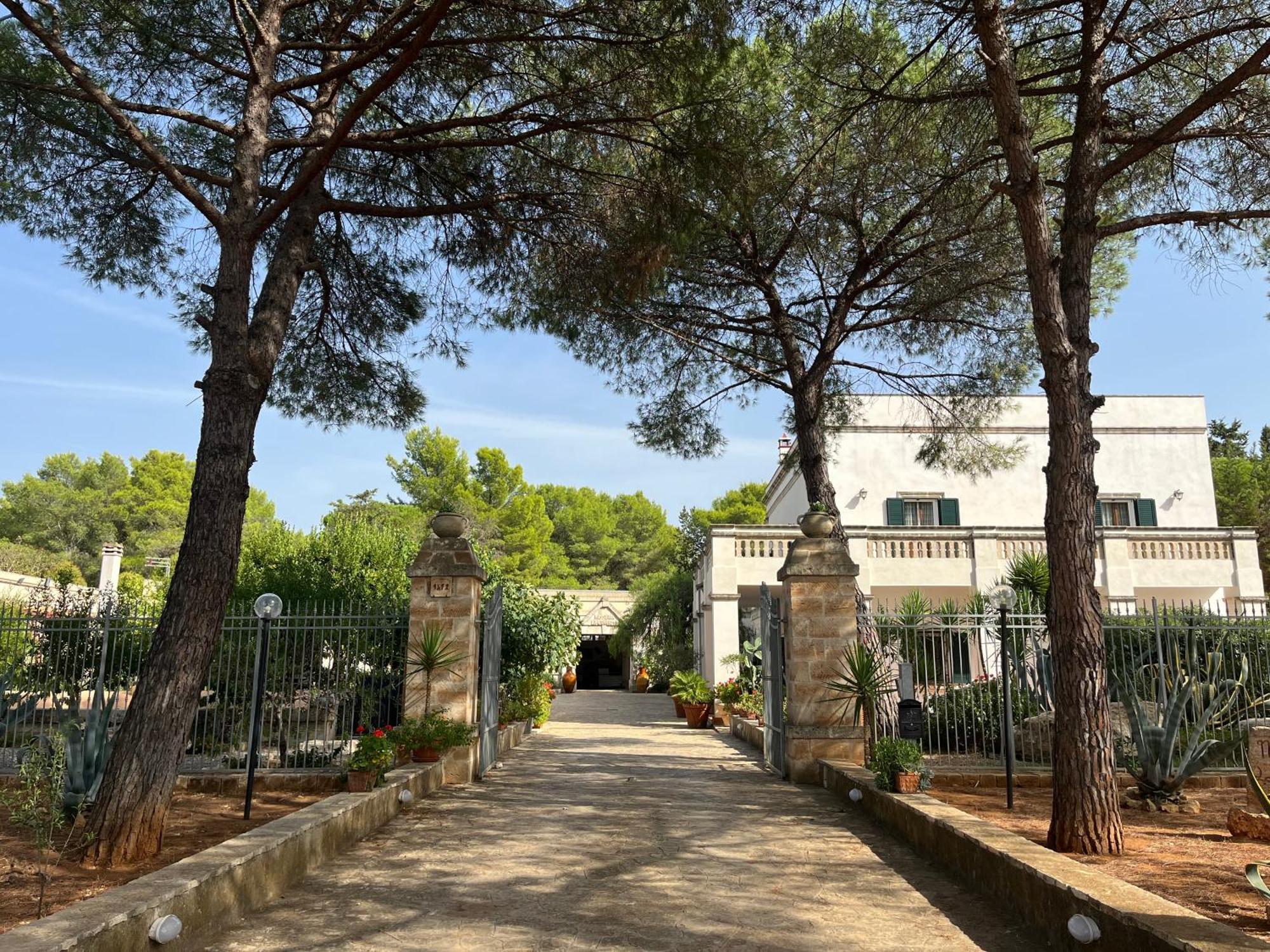 Masseria La Camardia Sava Exterior photo